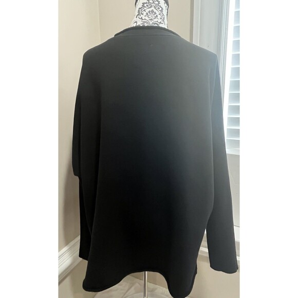 Frank & Eileen Anna Long Sleeve Triple Fleece Capelet Top Med Black Minimalist - Picture 8 of 15